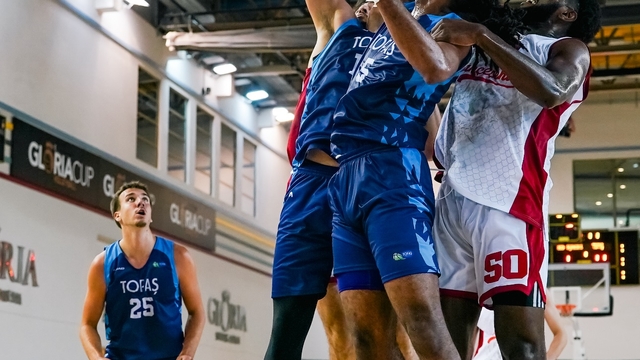 Basketbol: Gloria Kupası