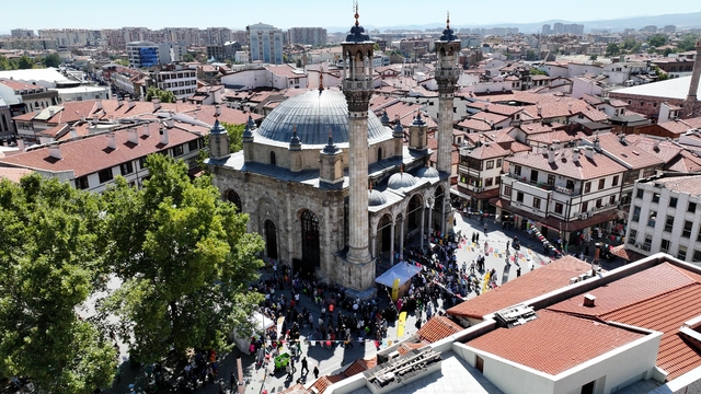 Konya'da 4. Tarihi Bedesten Alışveriş Günleri başladı