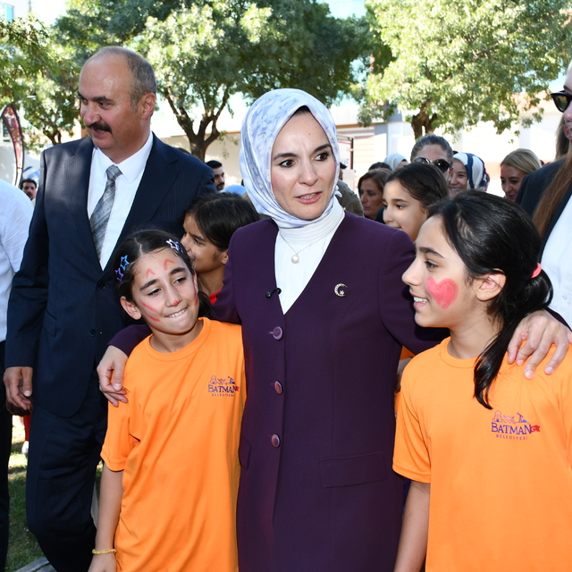 Bakan Göktaş, Batman'da "2025 Aile Yılı Şenliği'nde konuştu: