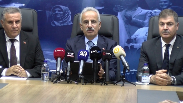 Bakan Uraloğlu: Hazardağlı Yeni Nesil Kavşağı, modern ulaşım anlayışımızın göstergesidir (3)