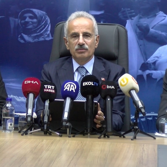 Bakan Uraloğlu: Hazardağlı Yeni Nesil Kavşağı, modern ulaşım anlayışımızın...