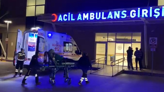 Düğünde tavuk döner ve pilav yiyen 92 kişi hastanelik oldu