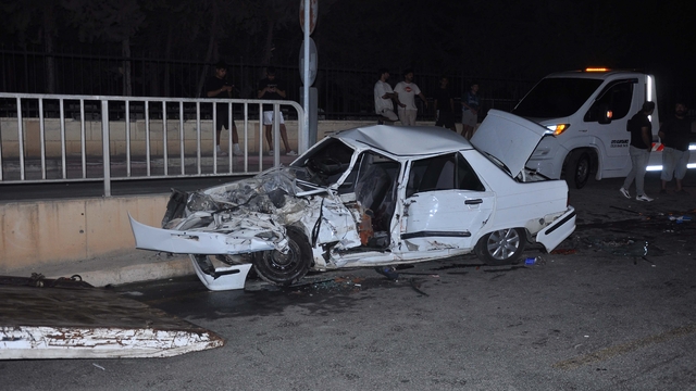 Mersin'de trafik kazasında 1 kişi öldü, 8 kişi yaralandı