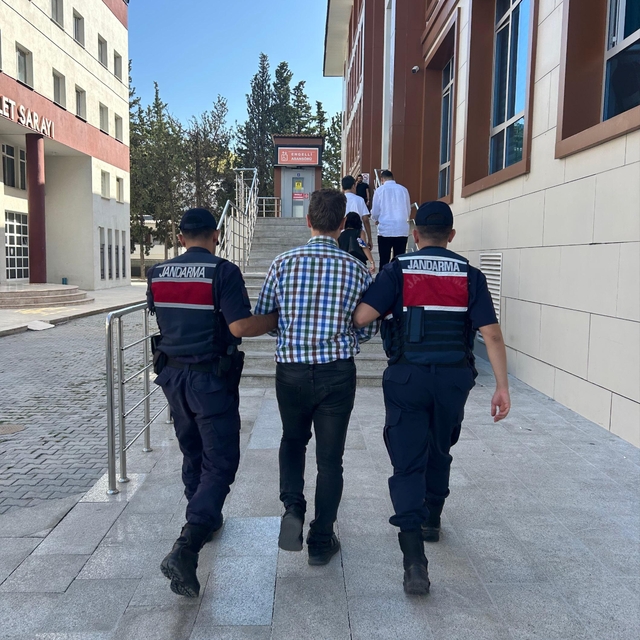 Yalova'da firari FETÖ hükümlüsü yakalandı