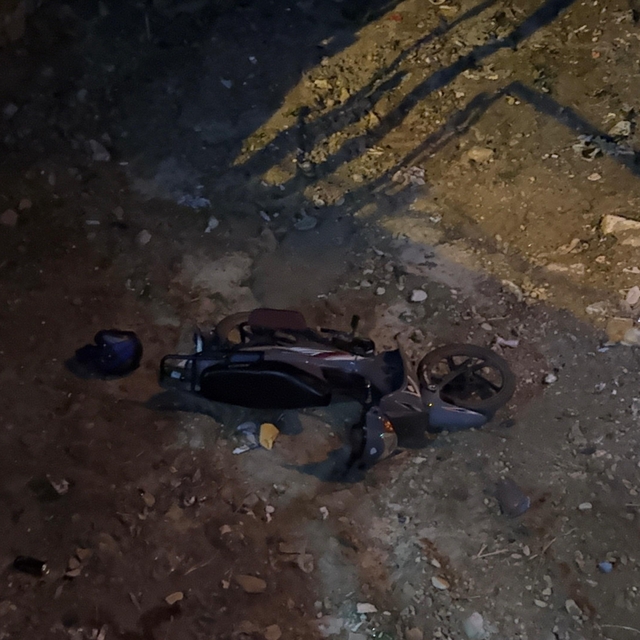 Dere yatağına uçan motosikletin sürücüsü ağır yaralandı