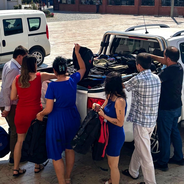 FTSO'dan Fethiye ve Seydikemer'de 320 öğrenciye kırtasiye desteği