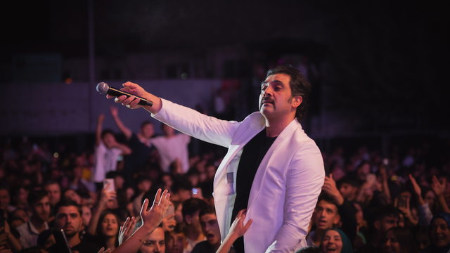 'Bir Anadolu Şenliği'nde Bayhan sahneye çıktı