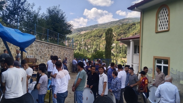 Vezirköprü Sarıdibek Mahallesi'nde Mevlid-i Nebi programı düzenlendi