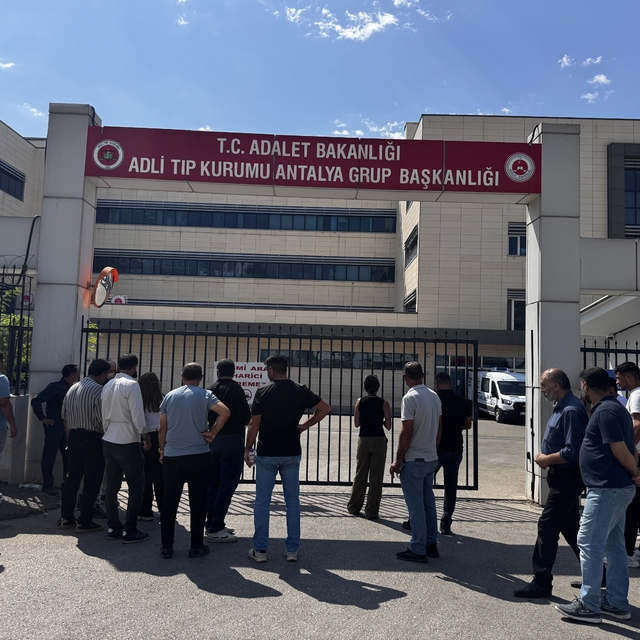 Antalya'da bir kişi boşandığı eşini boğarak öldürdü