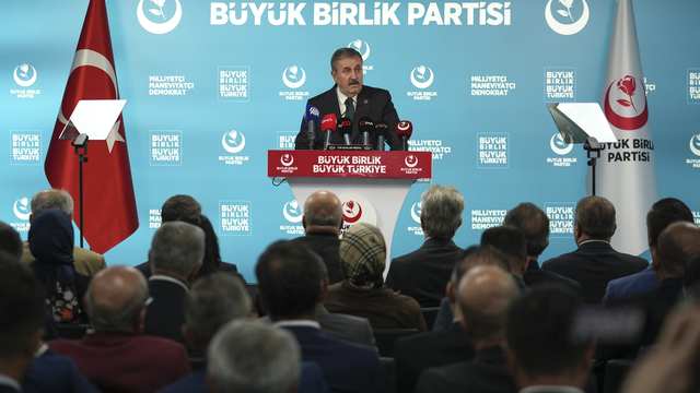 BBP Genel Başkanı Destici, MKYK öncesi basın toplantısı düzenledi: