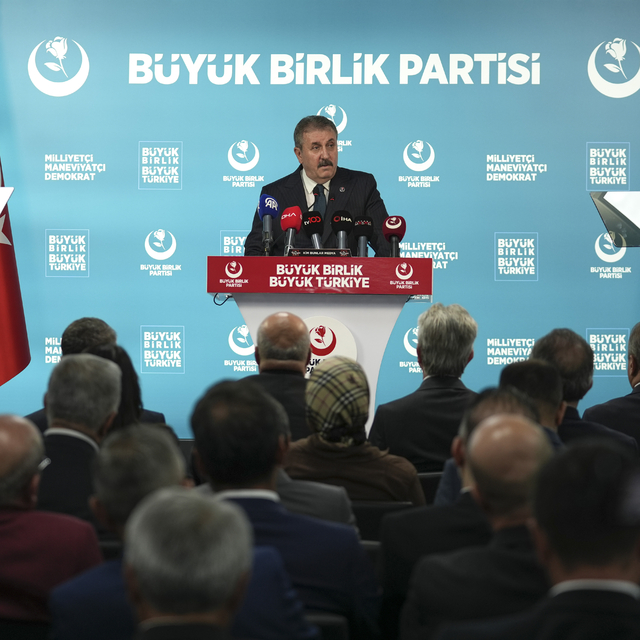 BBP Genel Başkanı Destici, MKYK öncesi basın toplantısı düzenledi: