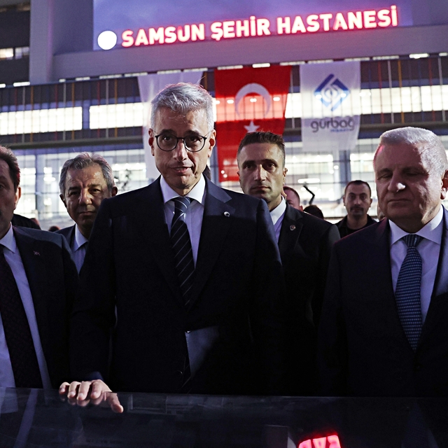 Sağlık Bakanı Memişoğlu, Samsun Şehir Hastanesi'nde incelemede bulundu