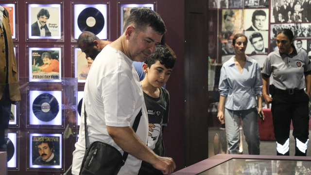 Adana'da Ferdi Tayfur Müzesi'nin açılışı yapıldı