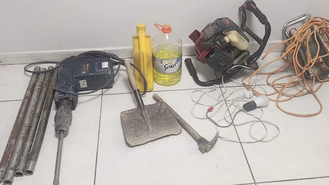 Kayseri'de kaçak kazı yapan 4 zanlı yakalandı