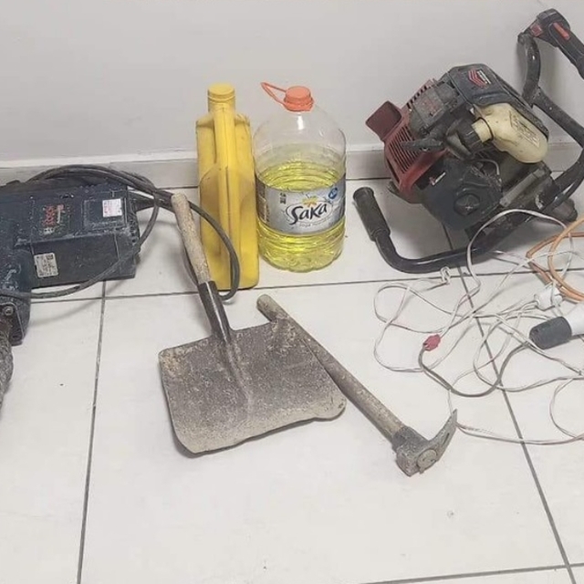 Kayseri'de kaçak kazı yapan 4 zanlı yakalandı