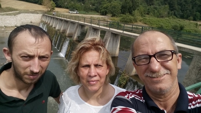 7 bıçak darbesiyle öldürdüğü kişinin ailesinden mahkemede özür diledi