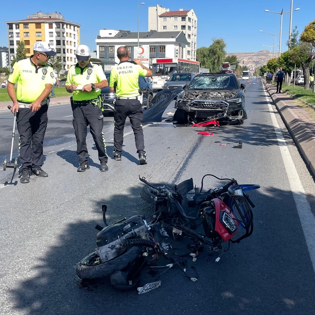 Kayseri'de otomobille çarpışan motosikletin sürücüsü öldü
