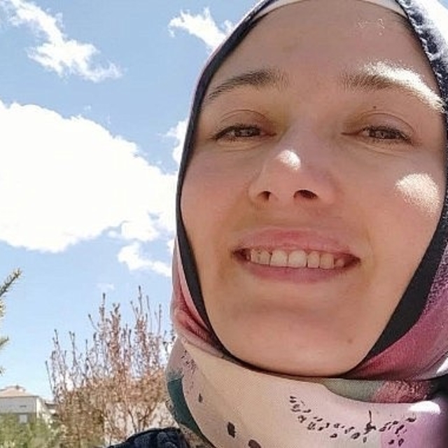 Mersin'de otobüsle kamyonun çarpıştığı kazada ölenlerin cenazeleri memleket...