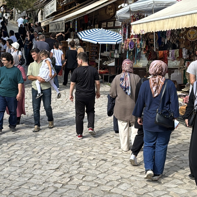 Tarihi ilçe Safranbolu'da hafta sonu yoğunluğu