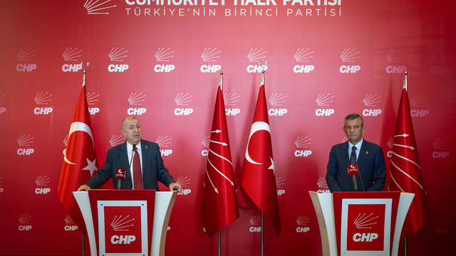 CHP Genel Başkanı Özel, Zafer Partisi Genel Başkanı Özdağ ile görüştü