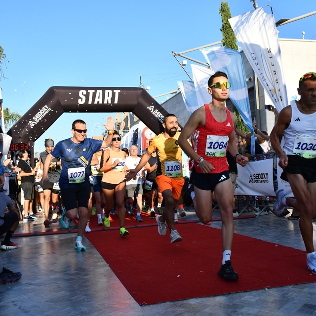 3. Uluslararası Ayvalık Kurtuluş Yarı Maratonu koşuldu