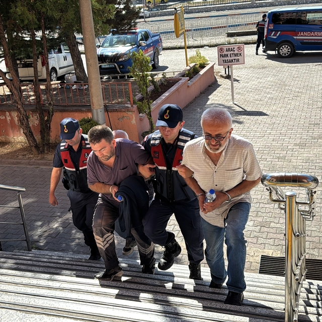 Karabük'te kaçak kazı yapan 3 zanlı yakalandı