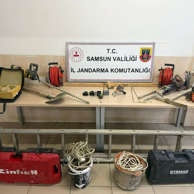 Samsun'da izinsiz kazı yapan 6 kişi suçüstü yakalandı