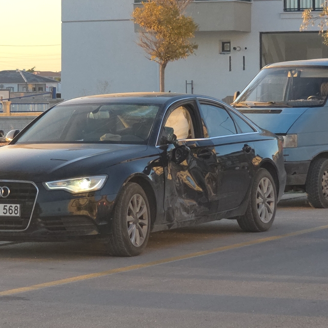 Aksaray'da motosiklet ile otomobil çarpıştı, 1 kişi yaralandı