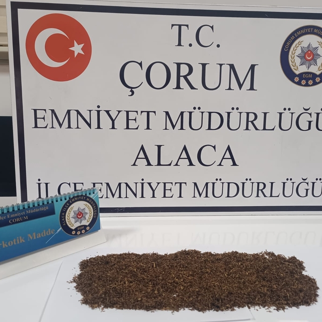 Çorum'da üzerinde uyuşturucu bulunan 3 zanlı gözaltına alındı