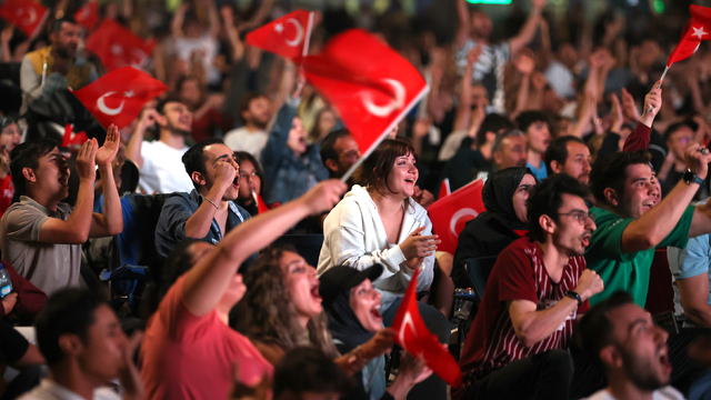 Konya'da Türkiye-Almanya EuroBasket 2025 finali izlendi