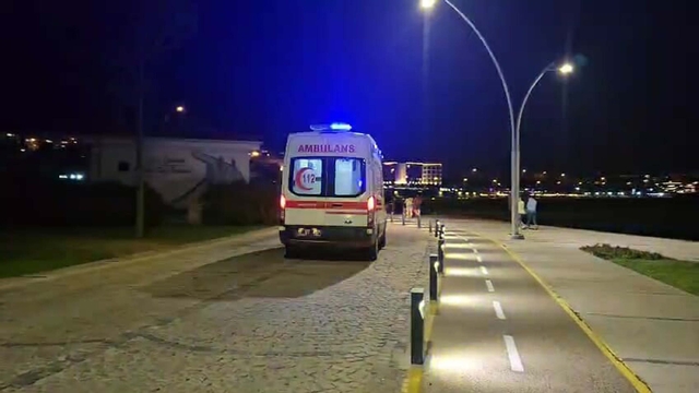 Çanakkale'de balık tutarken denize düşen arkadaşını kurtarmak isterken boğuldu