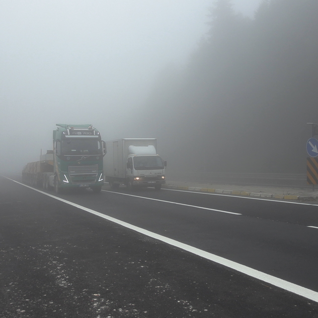 Bolu Dağı'nda sis etkili oldu