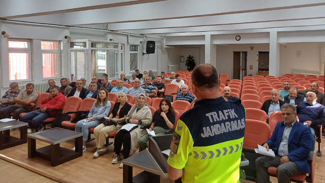 Havza'da jandarmadan trafik eğitim semineri