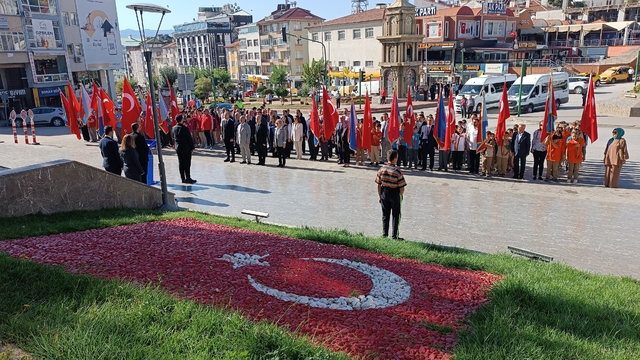 Tosya'da İlköğretim Haftası kutlandı