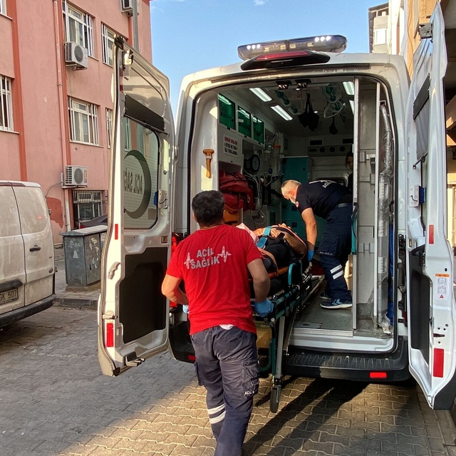 Nazilli'de devrilen motosikletin sürücüsü yaralandı