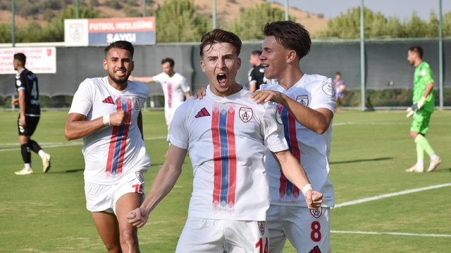 Altınordu santrforsuz gol arıyor