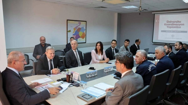 ÇOMÜ'de güvenlik çalışmaları görüşüldü