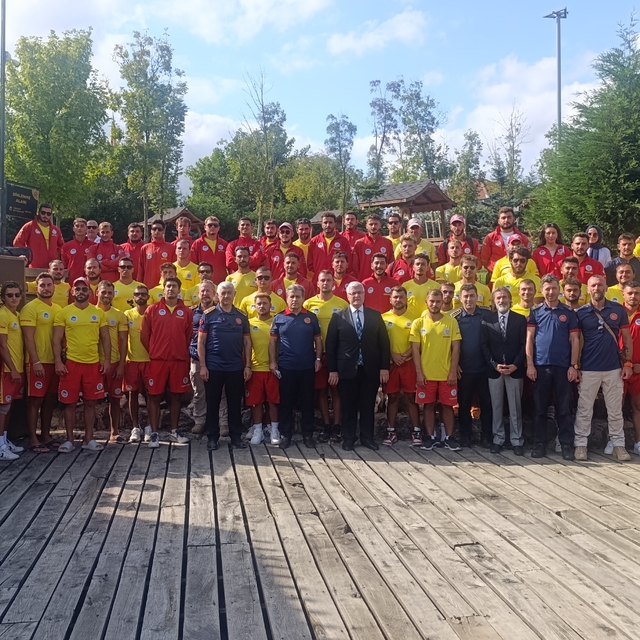 Sakarya sahillerinde görev yapan cankurtaranlar, sezonu "kayıpsız" kapattı