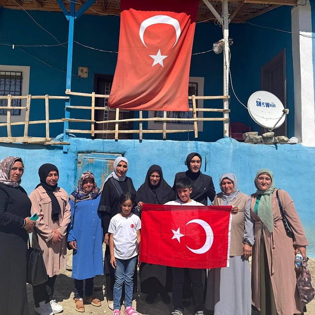 Cumhurbaşkanı Erdoğan'ın "Terörsüz Türkiye" mektubu Van'daki şehit ailesine...