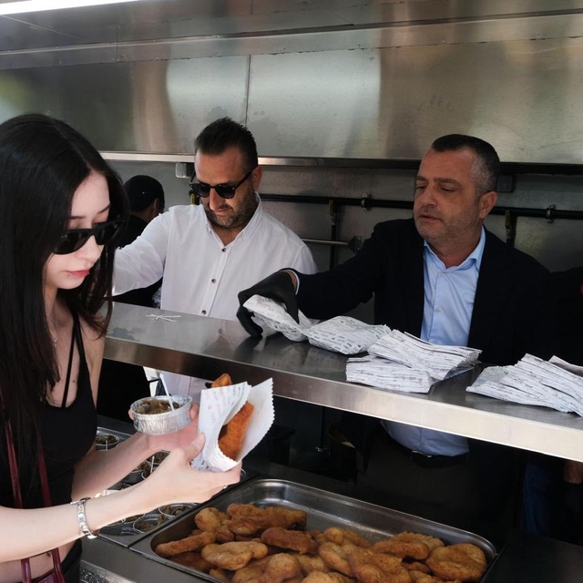 Edirne Belediyesinden üniversite öğrencilerine "hoş geldin" ikramı