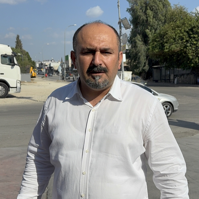 Adana'da sahipsiz köpeklerin çocuğu kovalaması güvenlik kamerasında