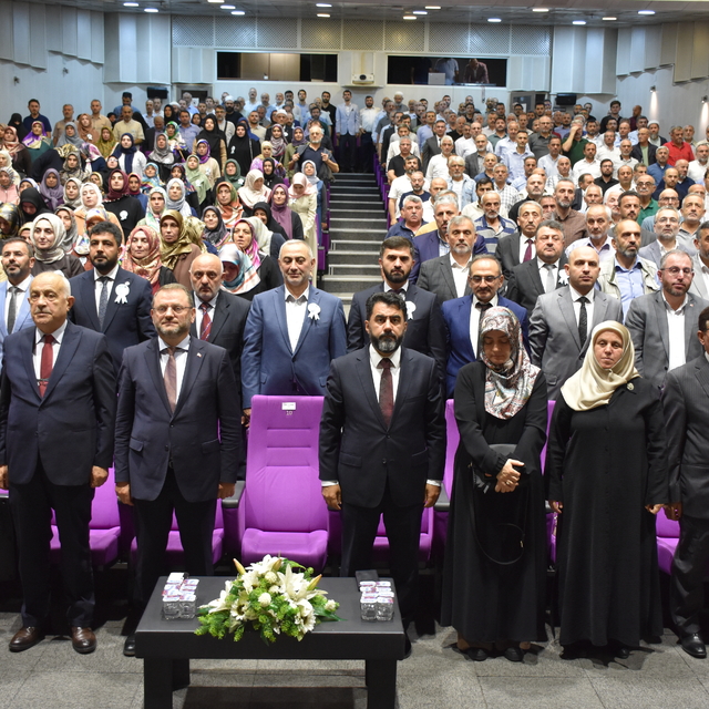 Trabzon'da "Peygamberimiz ve Aile Ahlakı" konulu konferans düzenlendi