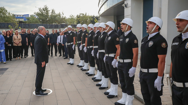 Antalya'ya atanan Bursa Emniyet Müdürü Zaimoğlu'na veda töreni düzenlendi