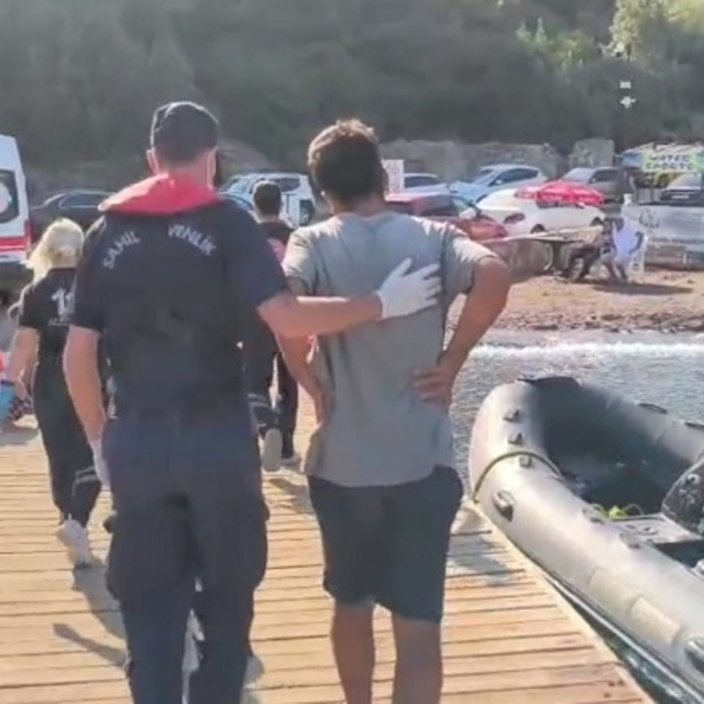 Fethiye açıklarında yatta rahatsızlanan kişiye tıbbi tahliye