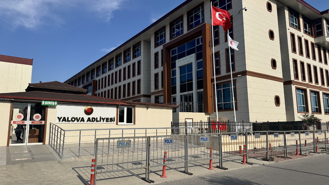 Yalova'da 7 yıl önce öldürülen çocuğun katil zanlısı kadının yargılanmasına devam edildi