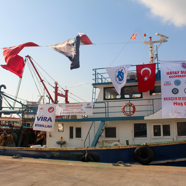 Hataylı balıkçılar "vira bismillah" diyerek sezona başladı