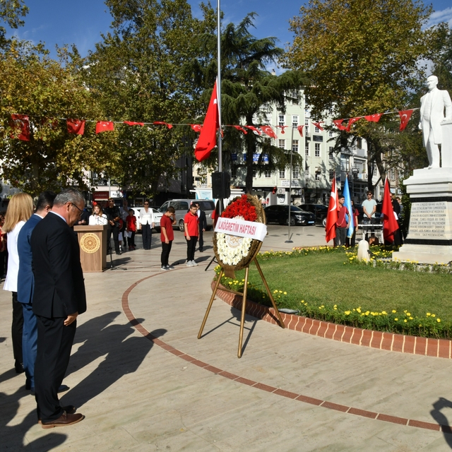 Tekirdağ'da İlköğretim Haftası programı düzenlendi
