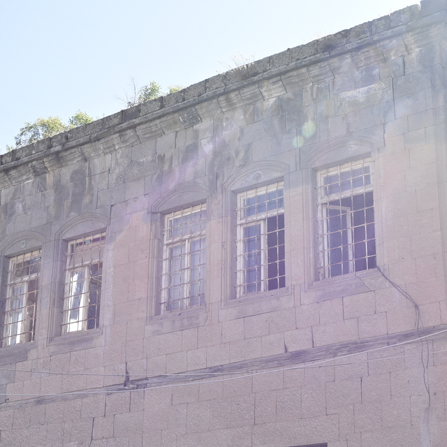 Bitlis Valisi Karakaya, tarihi ve kültürel mekanları ziyaret etti