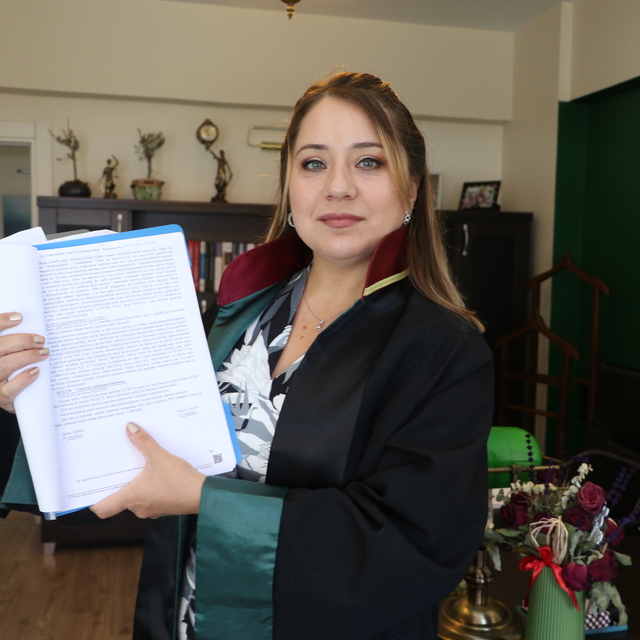 Balayı tatil turu iptal edilen avukat gelin, iade edilen paranın döviz kur...