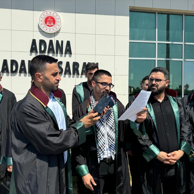 Adana Hukuk ve Dayanışma Platformu üyelerinden Küresel Sumud Filosu'na dest...
